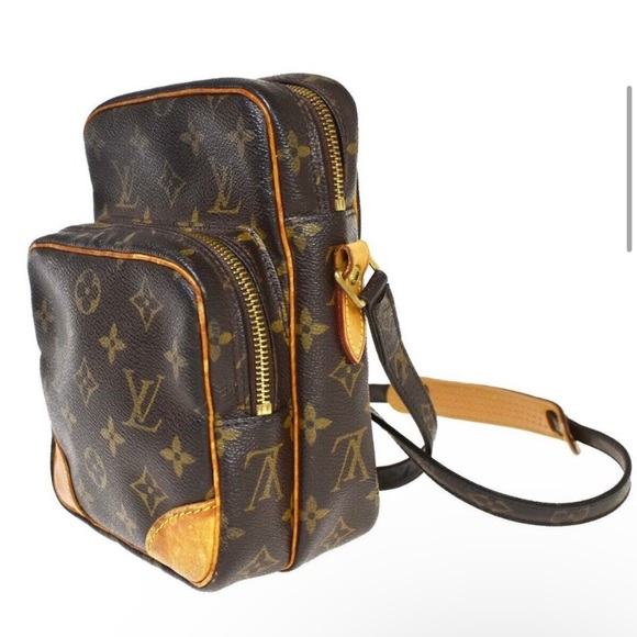 LIKE THIS POST TO GET NOTIFIED OF MY LIVE SHOWS - Picture 4 of 6